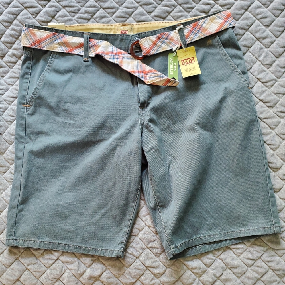 Levi's womens shorts